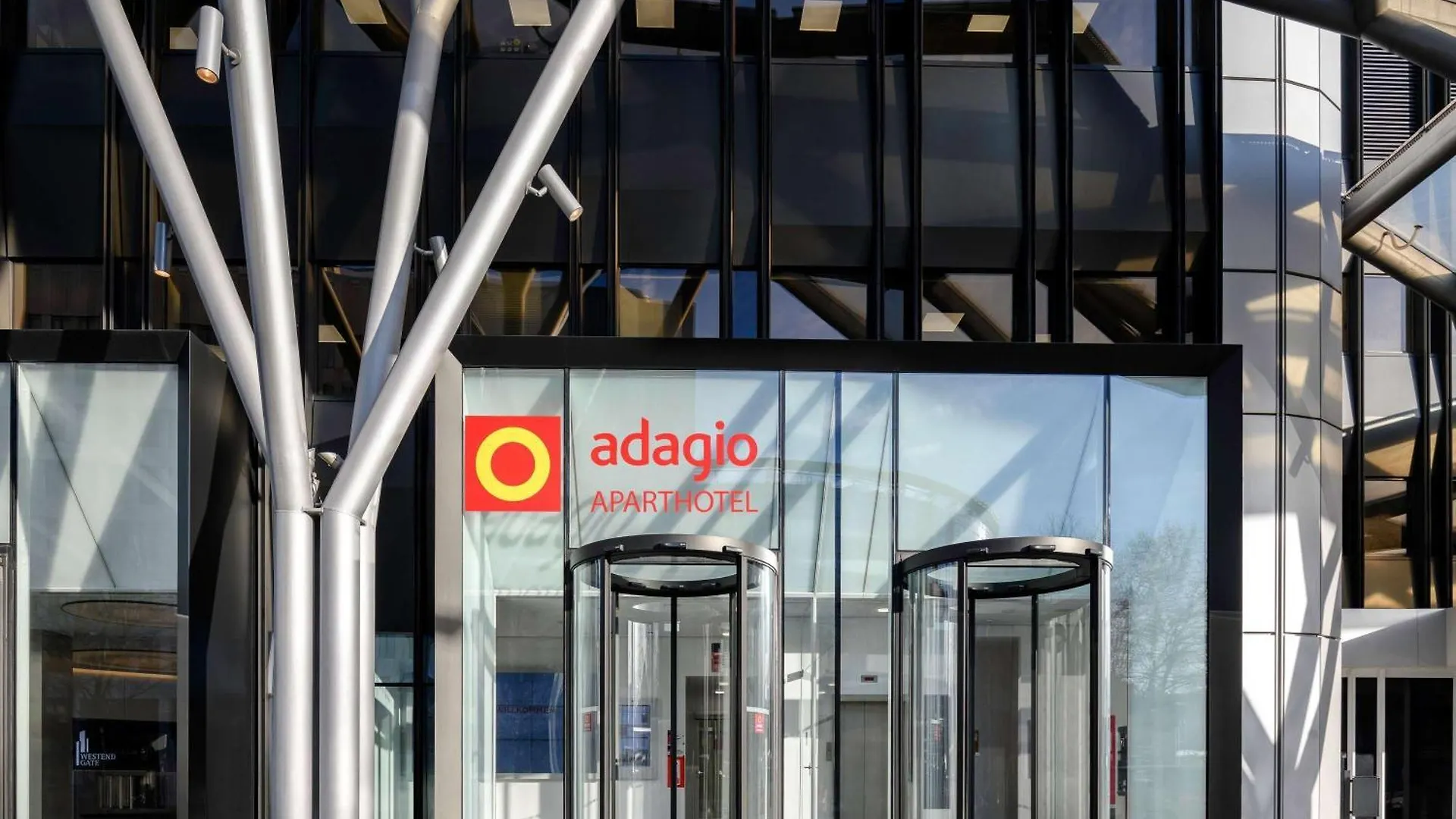Aparthotel Adagio Frankfurt City Messe Frankfurt am Main 4*,